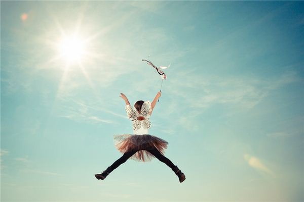 梦见自己飞是什么预兆 梦见自己飞是什么预兆