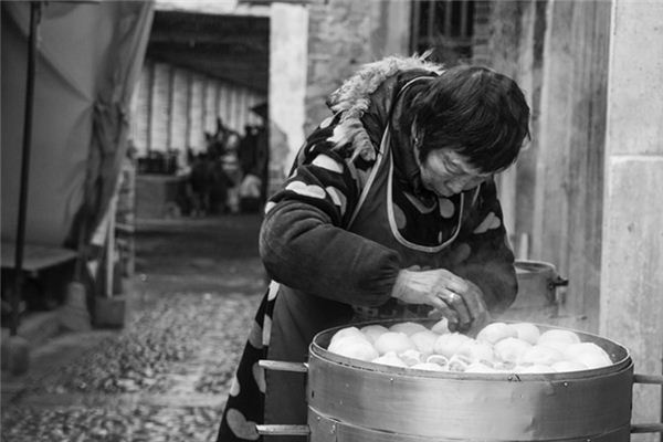 梦见吃馒头是什么征兆 梦见吃馒头是什么征兆