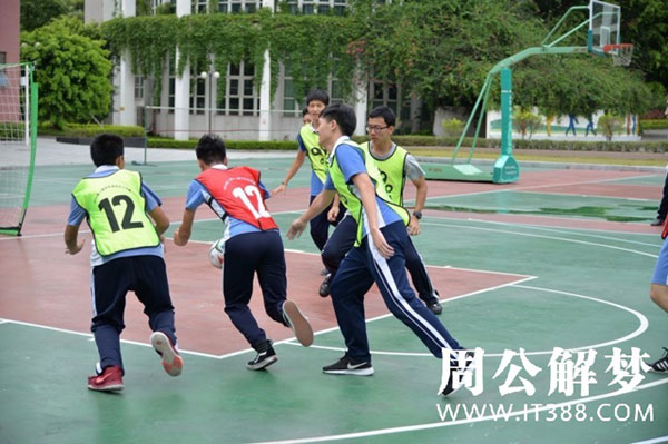 梦见高中男同学 梦见高中男同学