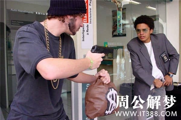 梦见抢东西是什么意思 梦见抢东西是什么意思