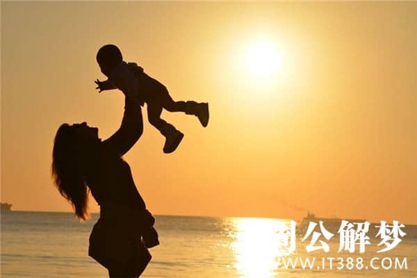 梦见别人生孩子 梦见别人生孩子