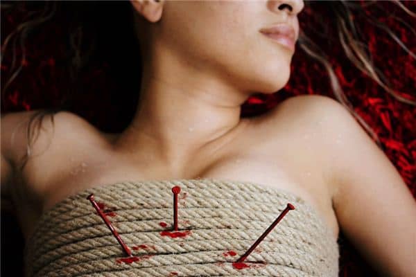 梦见抬死人是什么意思 梦见抬死人是什么意思