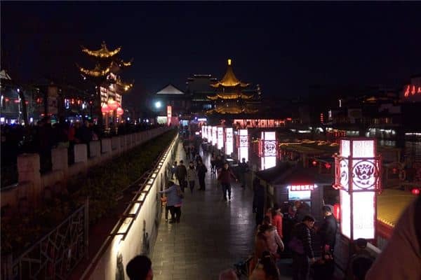 梦见庙会是什么意思 梦见庙会是什么意思