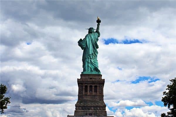 梦见神像是什么意思 梦见神像是什么意思