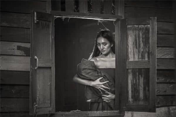 梦见女鬼是什么意思 梦见女鬼是什么意思