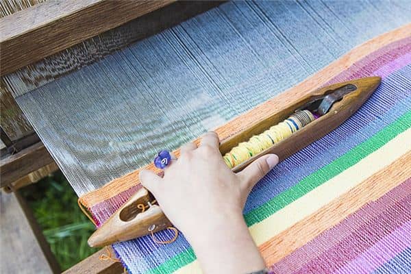 梦见织布是什么意思 梦见织布是什么意思