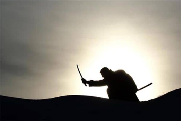 梦见舞剑是什么意思 梦见舞剑是什么意思