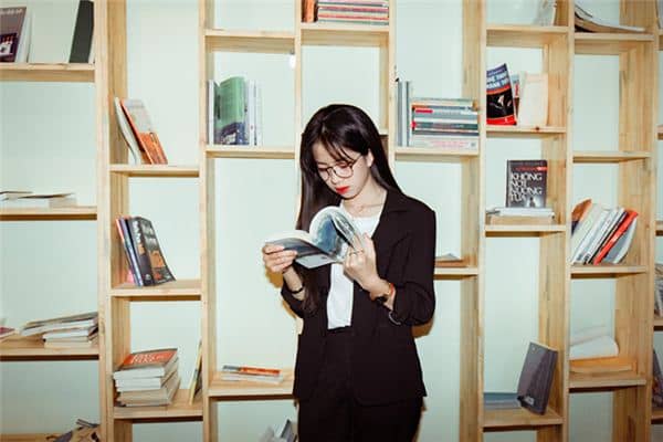 梦见看书是什么意思 梦见看书是什么意思