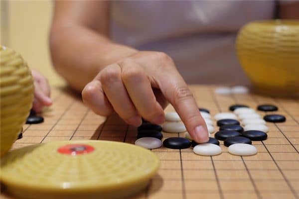 梦见下围棋是什么意思 梦见下围棋是什么意思