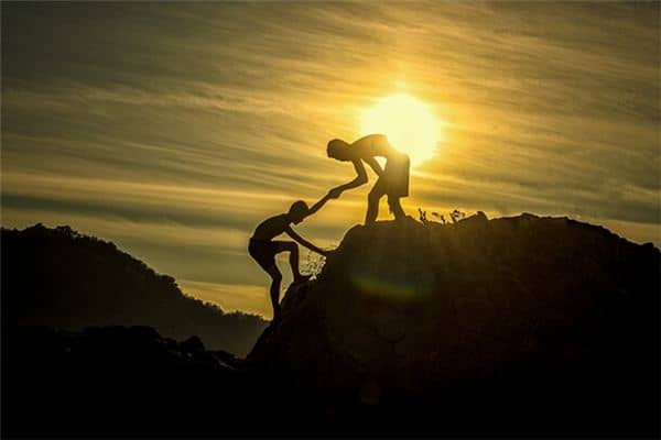 梦见帮助别人是什么意思 梦见帮助别人是什么意思