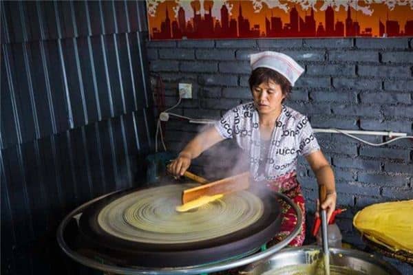 梦见摊煎饼是什么意思 梦见摊煎饼是什么意思