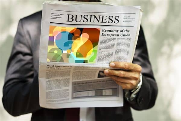 梦见读报纸是什么意思 梦见读报纸是什么意思