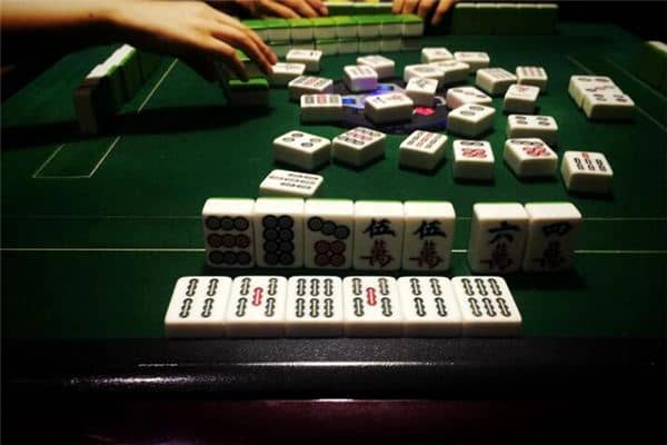 梦见机器麻将是什么意思 梦见机器麻将是什么意思