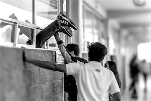 梦见逃课是什么意思 梦见逃课是什么意思