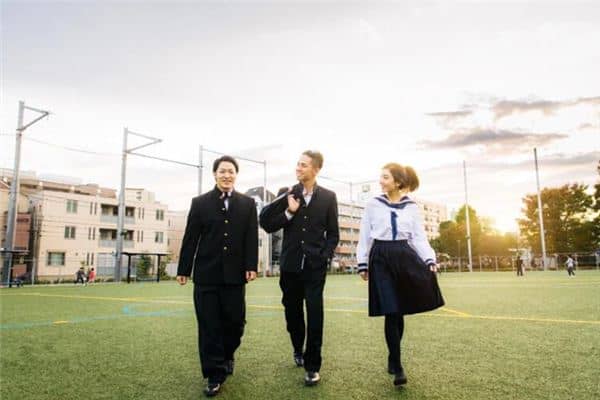 梦见中学是什么意思 梦见中学是什么意思