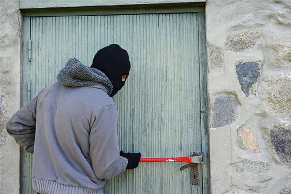 梦见撬门是什么意思 梦见撬门是什么意思