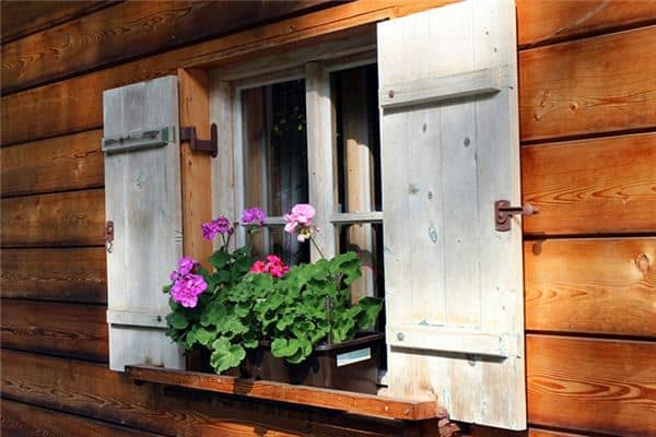 梦见开窗户是什么意思 梦见开窗户是什么意思