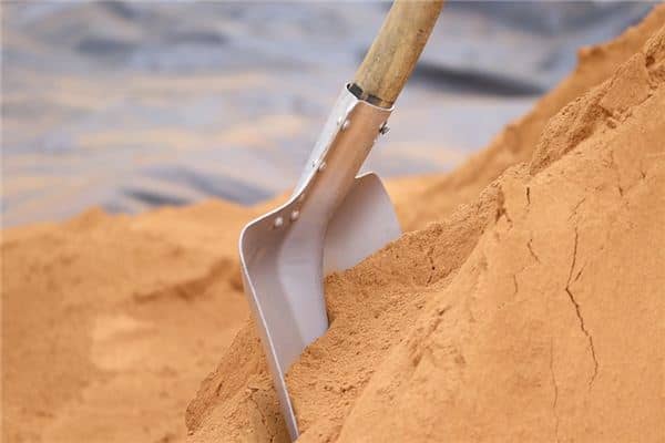 梦见挖坑是什么意思 梦见挖坑是什么意思