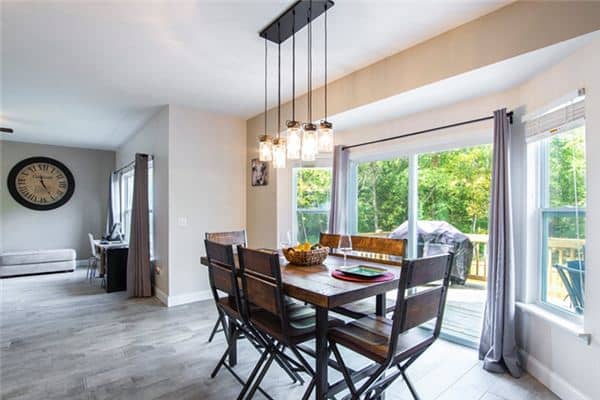 梦见门窗是什么意思 梦见门窗是什么意思