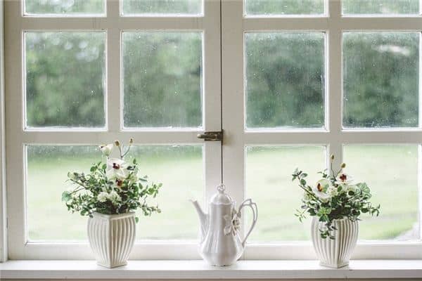 梦见窗户是什么意思 梦见窗户是什么意思