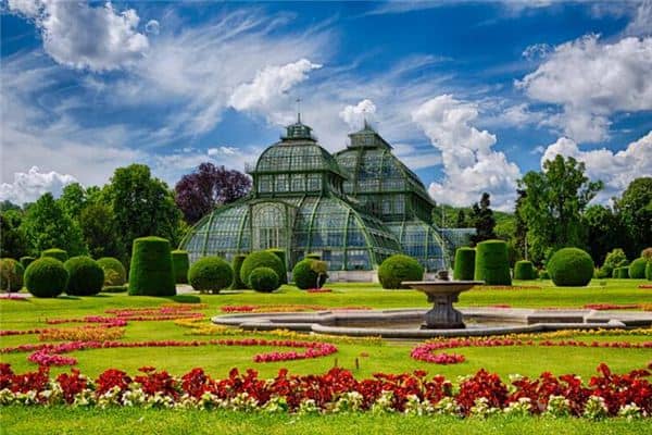 梦见温室是什么意思 梦见温室是什么意思