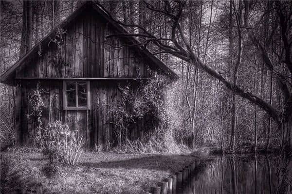 梦见幽闭是什么意思 梦见幽闭是什么意思