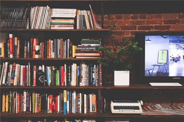 梦见书房是什么意思 梦见书房是什么意思