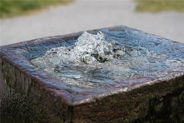 梦见井水是什么意思 梦见井水是什么意思