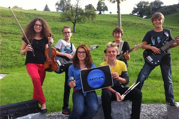 梦见教师节是什么意思 梦见教师节是什么意思