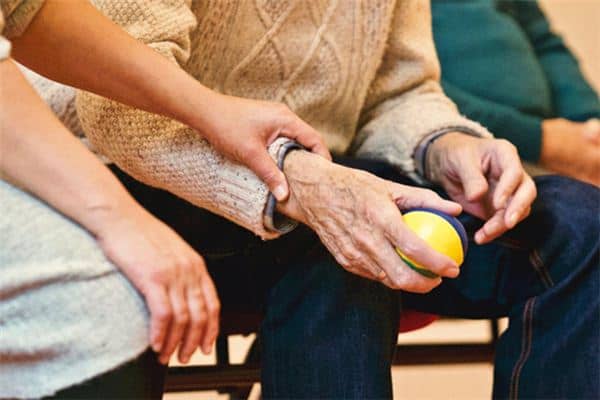 梦见变老了是什么意思 梦见变老了是什么意思