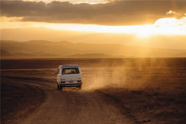 梦见错过车是什么意思 梦见错过车是什么意思