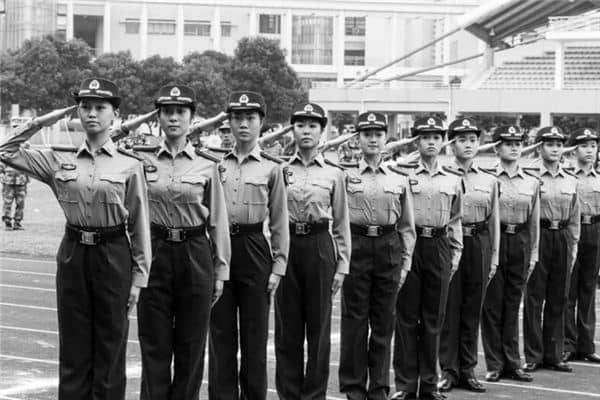 梦见军阵是什么意思 梦见军阵是什么意思