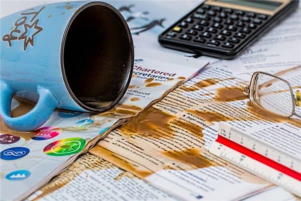 梦见污点是什么意思 梦见污点是什么意思