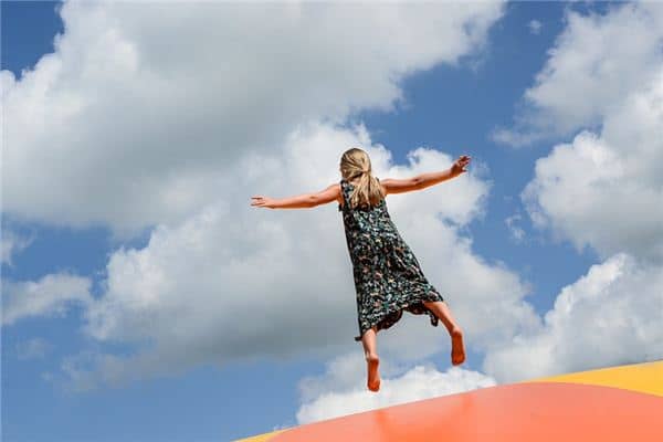 梦见上升是什么意思 梦见上升是什么意思