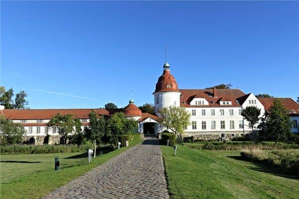 梦见寄宿者是什么意思 梦见寄宿者是什么意思