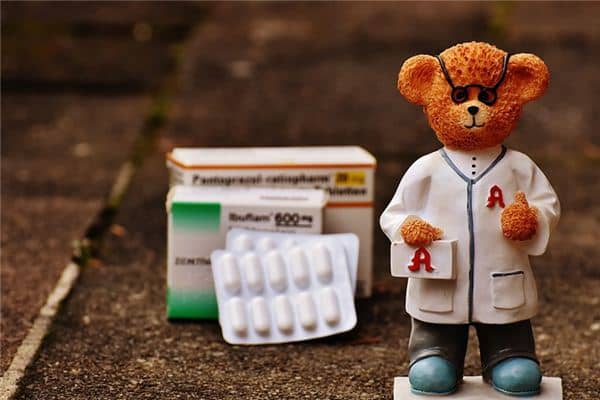 梦见药剂师是什么意思 梦见药剂师是什么意思