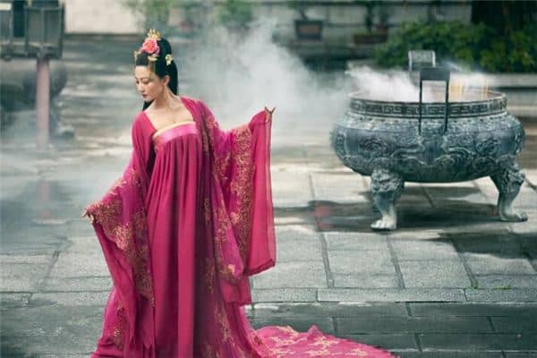 梦见王妃是什么意思 梦见王妃是什么意思