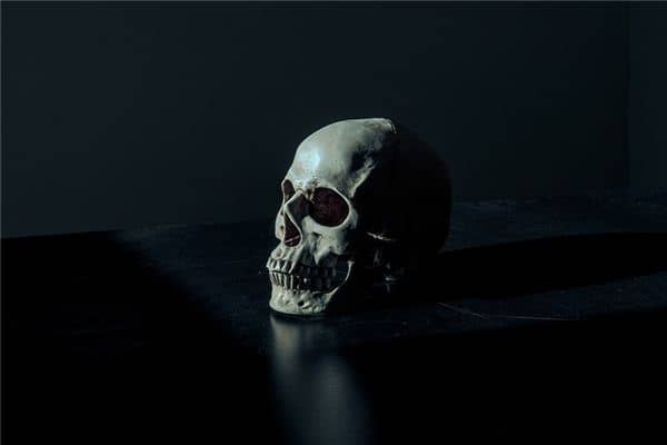 梦见骸骨是什么意思 梦见骸骨是什么意思