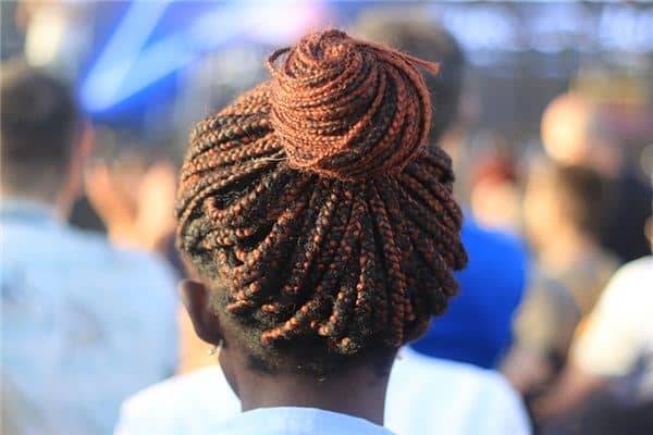 梦见绑辫子是什么意思 梦见绑辫子是什么意思