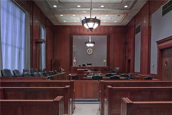 梦见陪审团是什么意思 梦见陪审团是什么意思