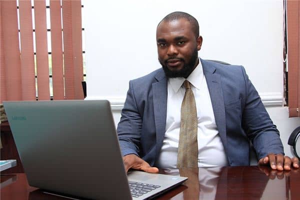 梦见大肚汉是什么意思 梦见大肚汉是什么意思