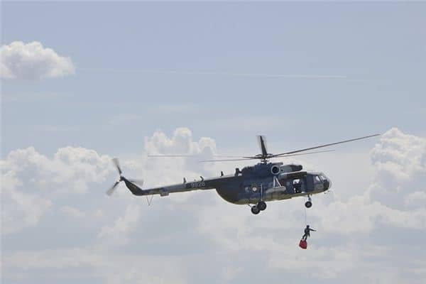 梦见求救是什么意思 梦见求救是什么意思