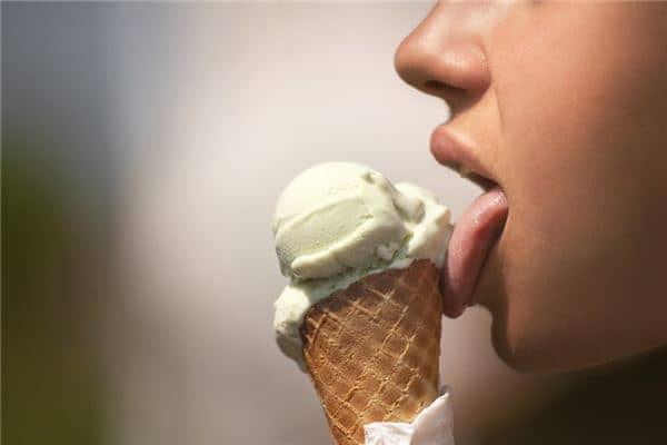 梦见品尝是什么意思 梦见品尝是什么意思