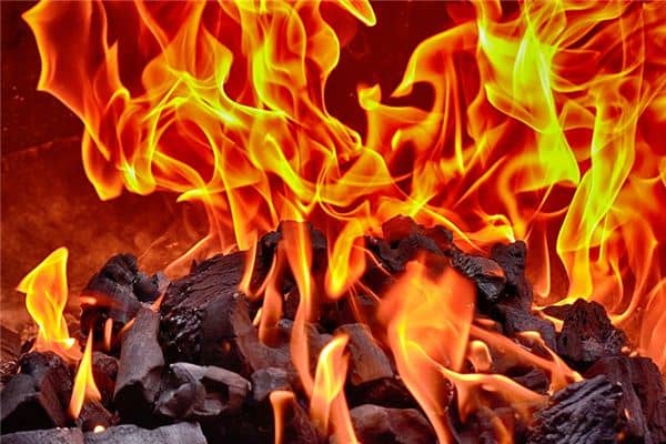 梦见房间着火是什么意思 梦见房间着火是什么意思