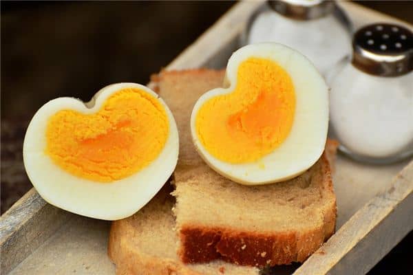 梦见煮鸡蛋是什么意思 梦见煮鸡蛋是什么意思