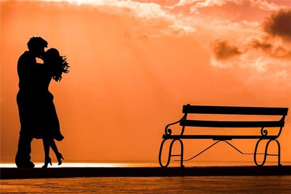 梦见男友移情别恋是什么意思 梦见男友移情别恋是什么意思