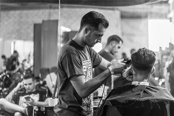 梦到自己剪头发 梦到自己剪头发