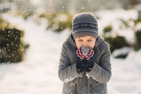 梦见穿棉衣 穿棉袄