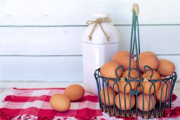 梦见偷鸡蛋是什么意思 梦见偷鸡蛋是什么意思