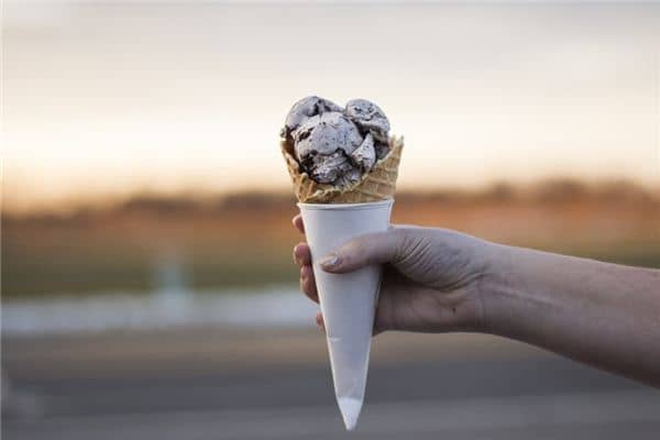 梦见吃雪糕 梦见吃雪糕